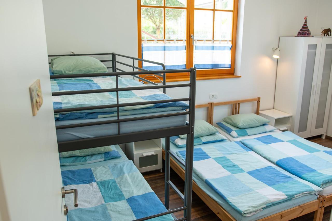Bikeski Family Hotel, B&B, Apartaments, Rooms Mezica Exterior foto