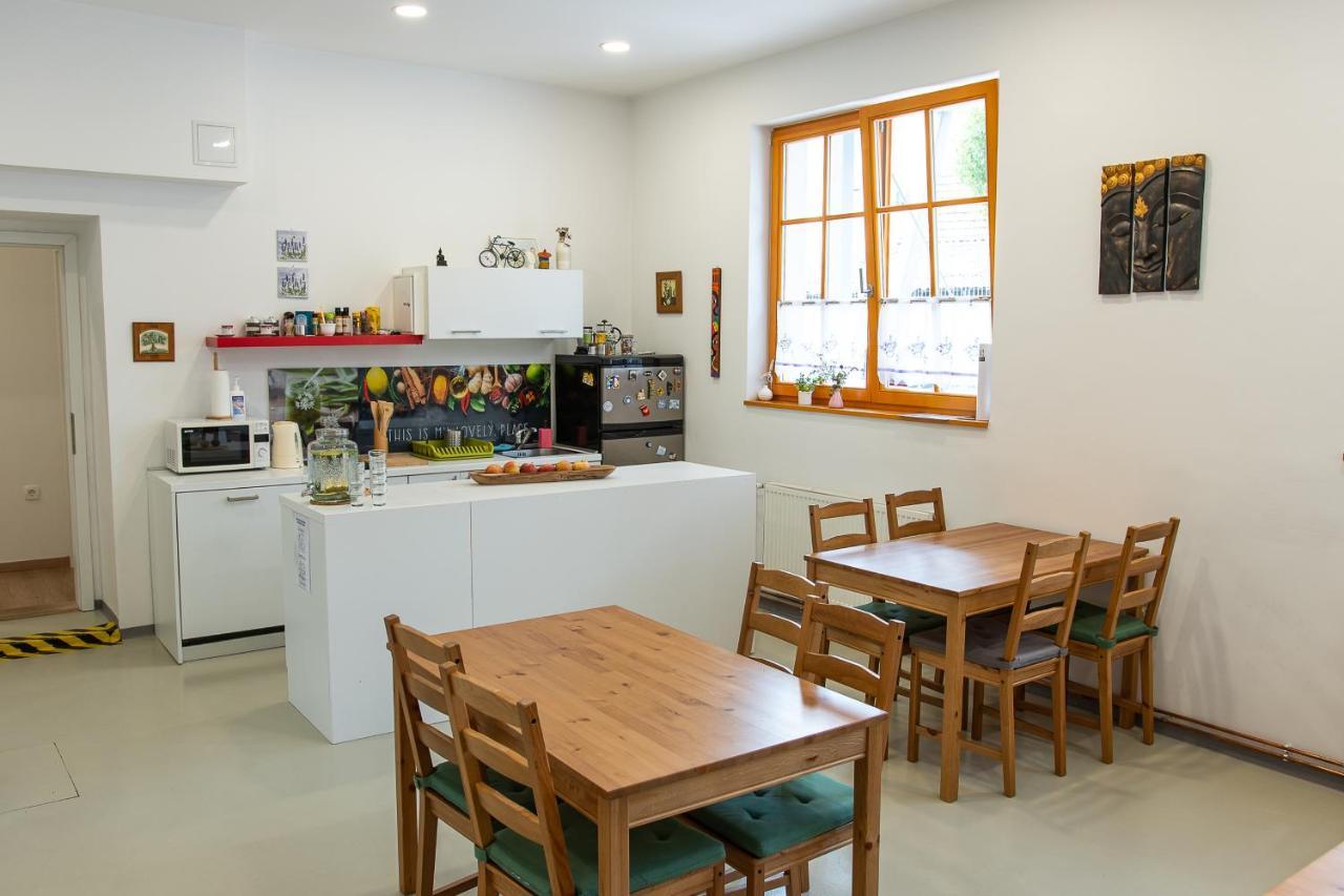 Bikeski Family Hotel, B&B, Apartaments, Rooms Mezica Exterior foto